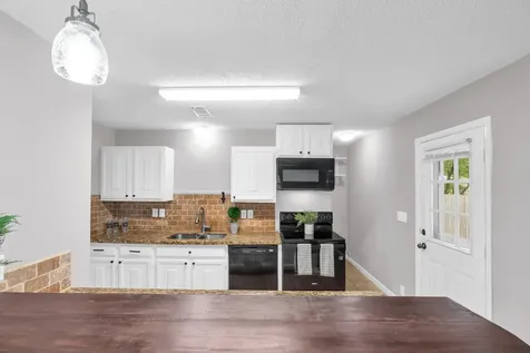 4310 7th Street Brookshire TX 77423