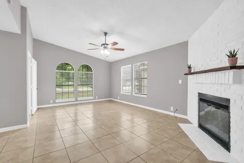 4310 7th Street Brookshire TX 77423
