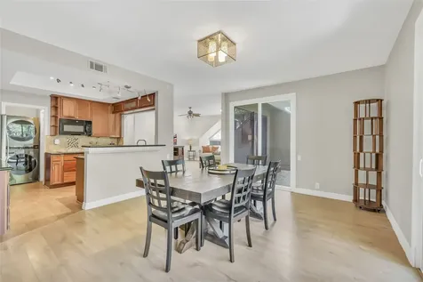 271 Litchfield Lane Houston TX 77024