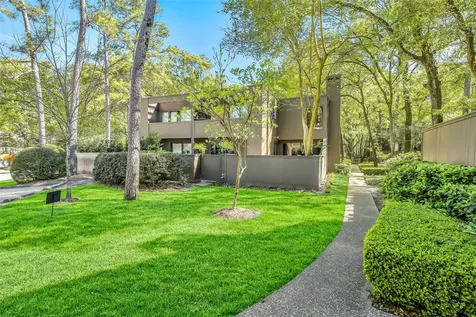 271 Litchfield Lane Houston TX 77024