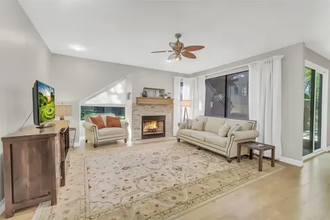 271 Litchfield Lane Houston TX 77024