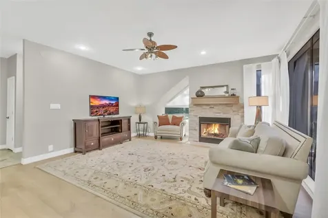 271 Litchfield Lane Houston TX 77024