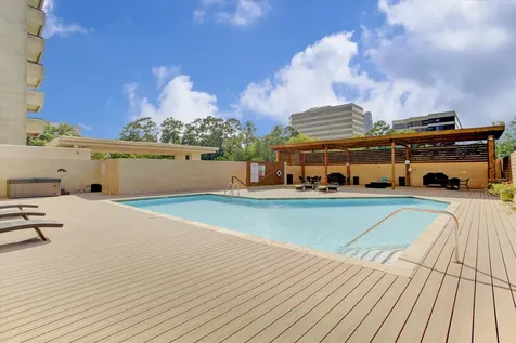49 Briar Hollow Lane 101 Houston TX 77027