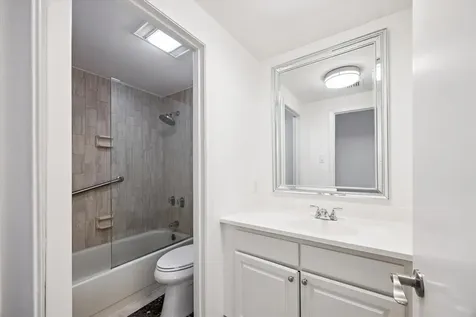 49 Briar Hollow Lane 101 Houston TX 77027