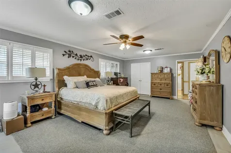 222 Hillcrest Drive Conroe TX 77303