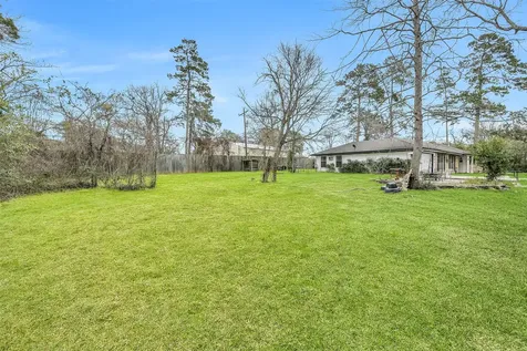 222 Hillcrest Drive Conroe TX 77303