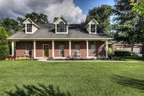 103 Fish Creek Lane Montgomery TX 77316