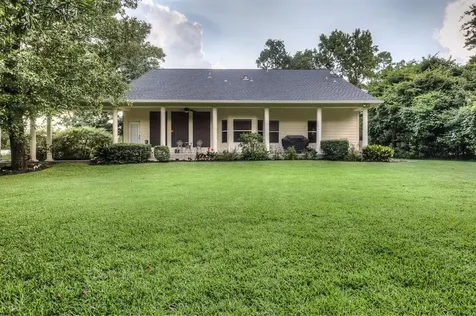 103 Fish Creek Lane Montgomery TX 77316