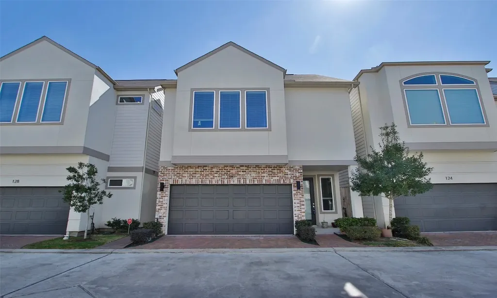 126 Knightsbridge Park Lane Houston TX 77018