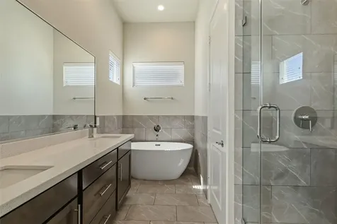 126 Knightsbridge Park Lane Houston TX 77018