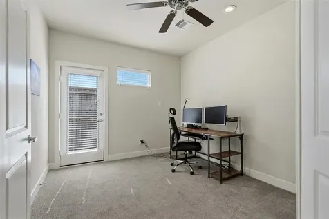 126 Knightsbridge Park Lane Houston TX 77018