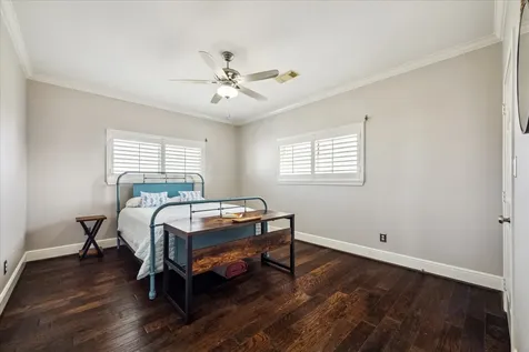 519 Westerly Drive Tiki Island TX 77554