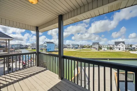 519 Westerly Drive Tiki Island TX 77554