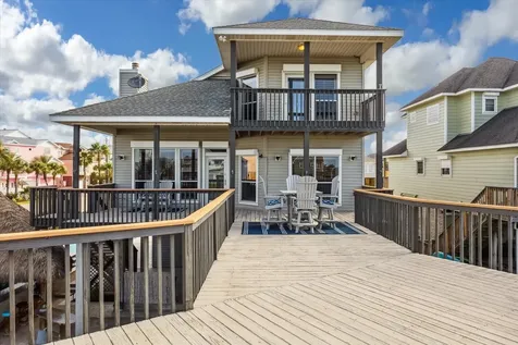 519 Westerly Drive Tiki Island TX 77554