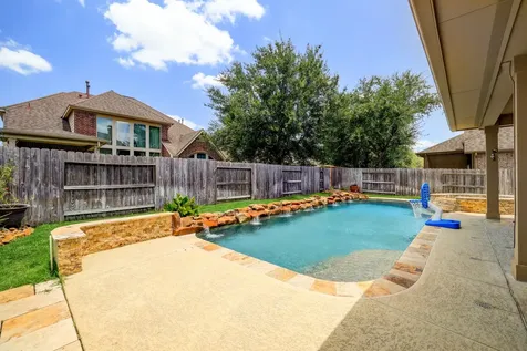 16814 Kilgarth Drive Richmond TX 77407