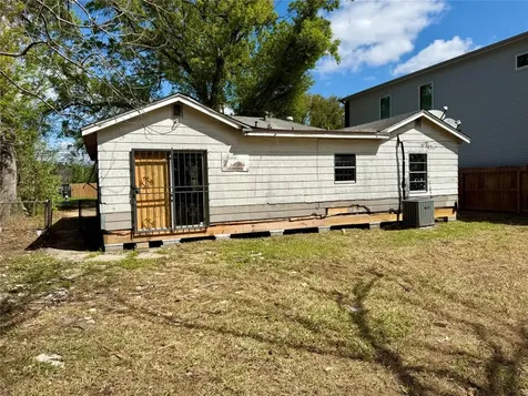 5326 Wenda Street Houston TX 77033