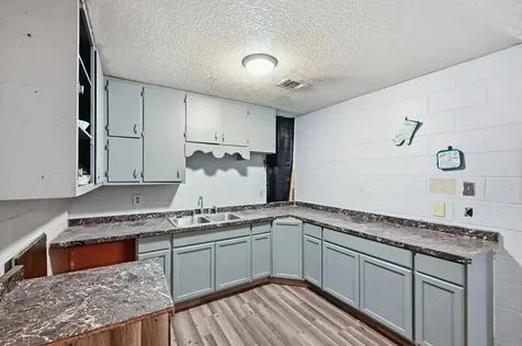508 Kenneth Avenue S Monahans TX 79756