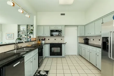 4223 Ghost Crab Lane Galveston TX 77554