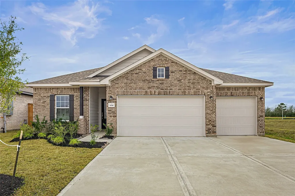 646 Escondido Drive Dayton TX 77535