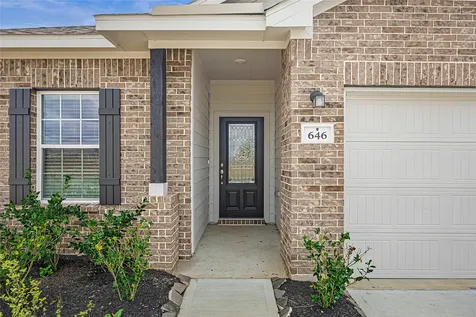 646 Escondido Drive Dayton TX 77535