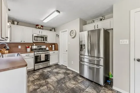 7818 Mary Katheryns Crossing Conroe TX 77304