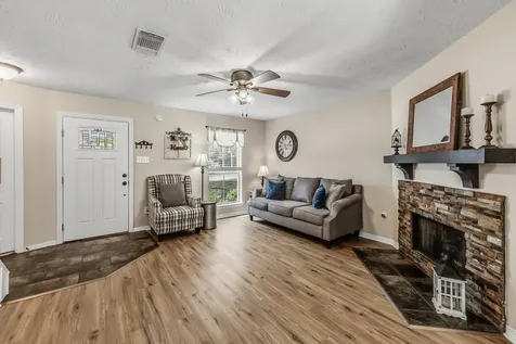 7818 Mary Katheryns Crossing Conroe TX 77304