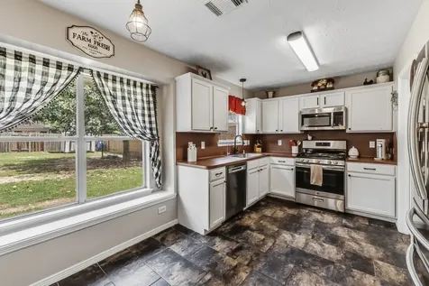 7818 Mary Katheryns Crossing Conroe TX 77304