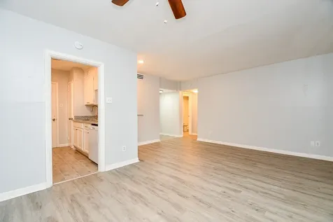 2822 Briarhurst Drive 43 Houston TX 77057