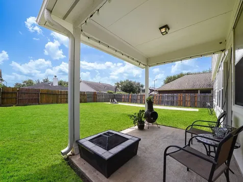 10506 Great River Court Houston TX 77089