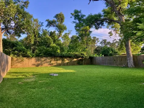 324 Acacia Street Lake Jackson TX 77566