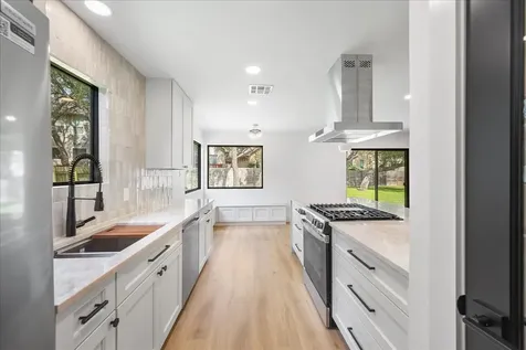 11533 Sandy Loam Trail Austin TX 78750