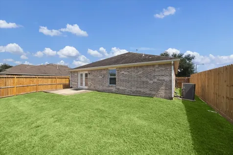 1805 Clover Patch Lane Alvin TX 77511