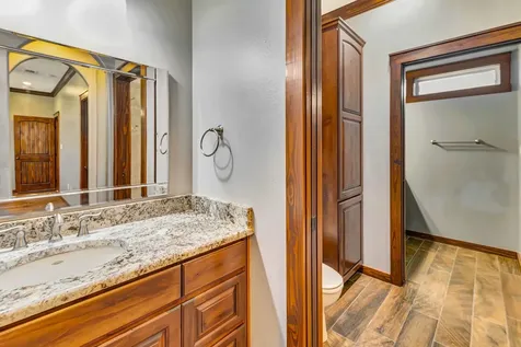 121 Spring Ridge Victoria TX 77904