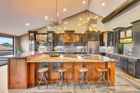 121 Spring Ridge Victoria TX 77904
