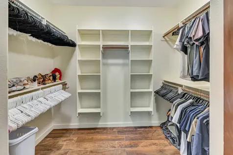 121 Spring Ridge Victoria TX 77904