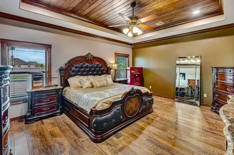 121 Spring Ridge Victoria TX 77904