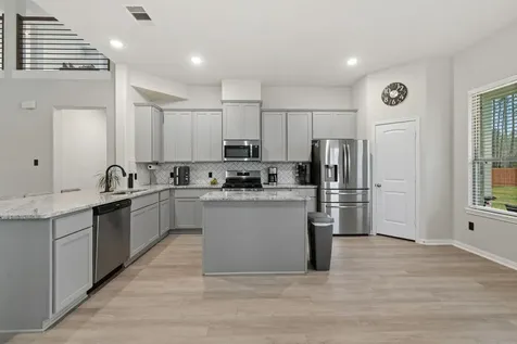 1563 Road 66114 Dayton TX 77535