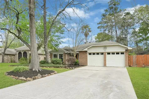 5306 Shady Gardens Drive Houston TX 77339