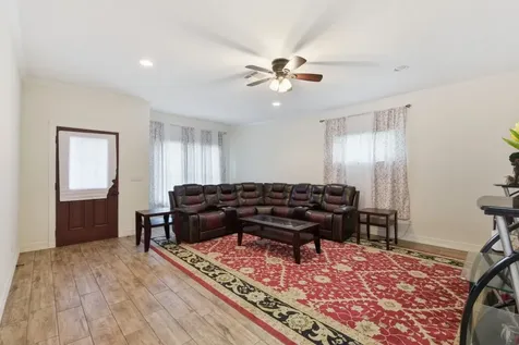 3140 Winding Way Huntsville TX 77340