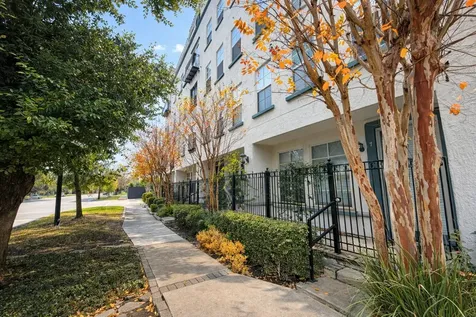 2216 Chenevert Street 6 Houston TX 77003