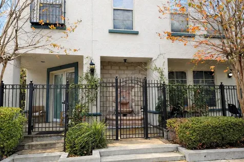 2216 Chenevert Street 6 Houston TX 77003