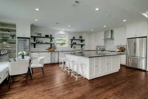 2027 Branard Street Houston TX 77098