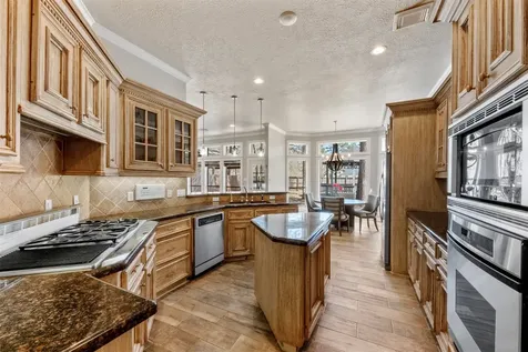 30322 Highland Boulevard Magnolia TX 77354