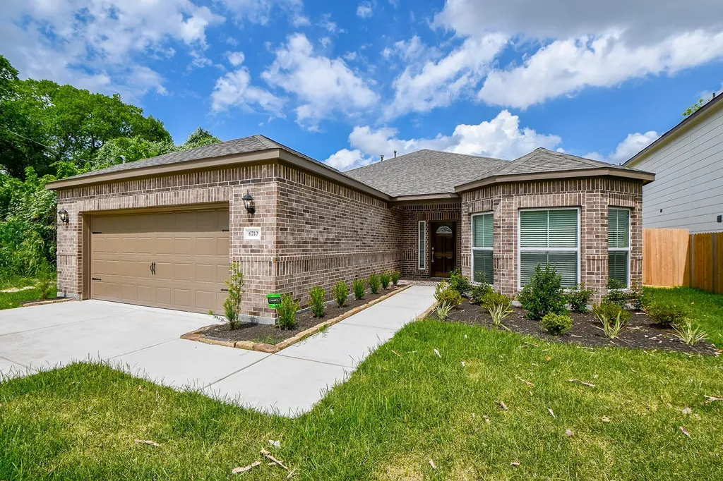 6710 Utah Street Houston TX 77091