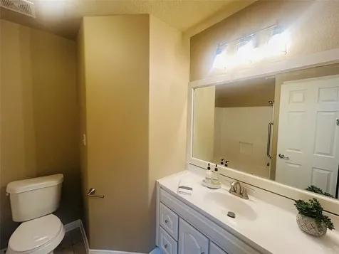 216 Sleepy Hollow Drive Lake Jackson TX 77566