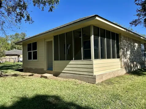 216 Sleepy Hollow Drive Lake Jackson TX 77566