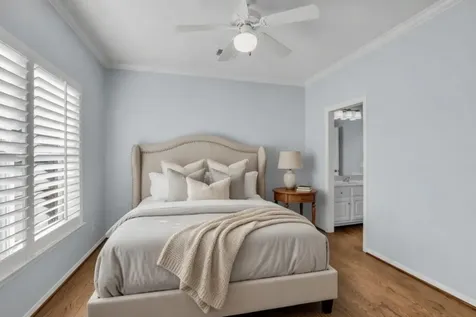 41 Wynden Oaks Drive Houston TX 77056