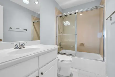 41 Wynden Oaks Drive Houston TX 77056
