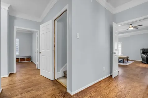 41 Wynden Oaks Drive Houston TX 77056