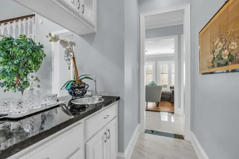 41 Wynden Oaks Drive Houston TX 77056